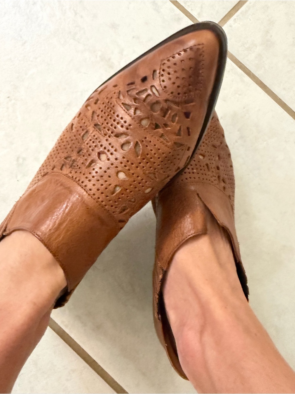 Vintage Women’s Brown Perforated Leather Slip-On Loafers